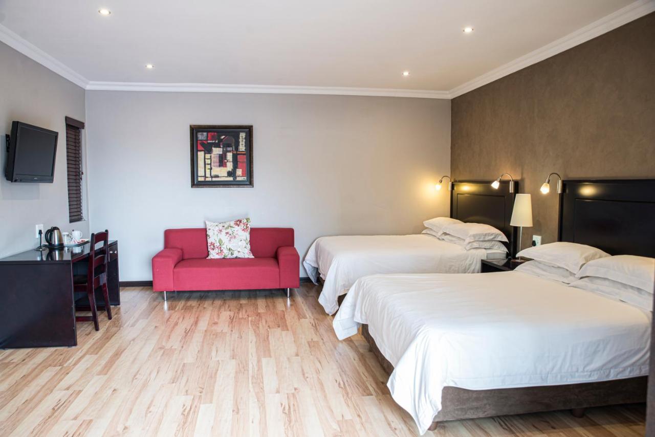 Ruth Avenue Guest House 에덴베일 외부 사진